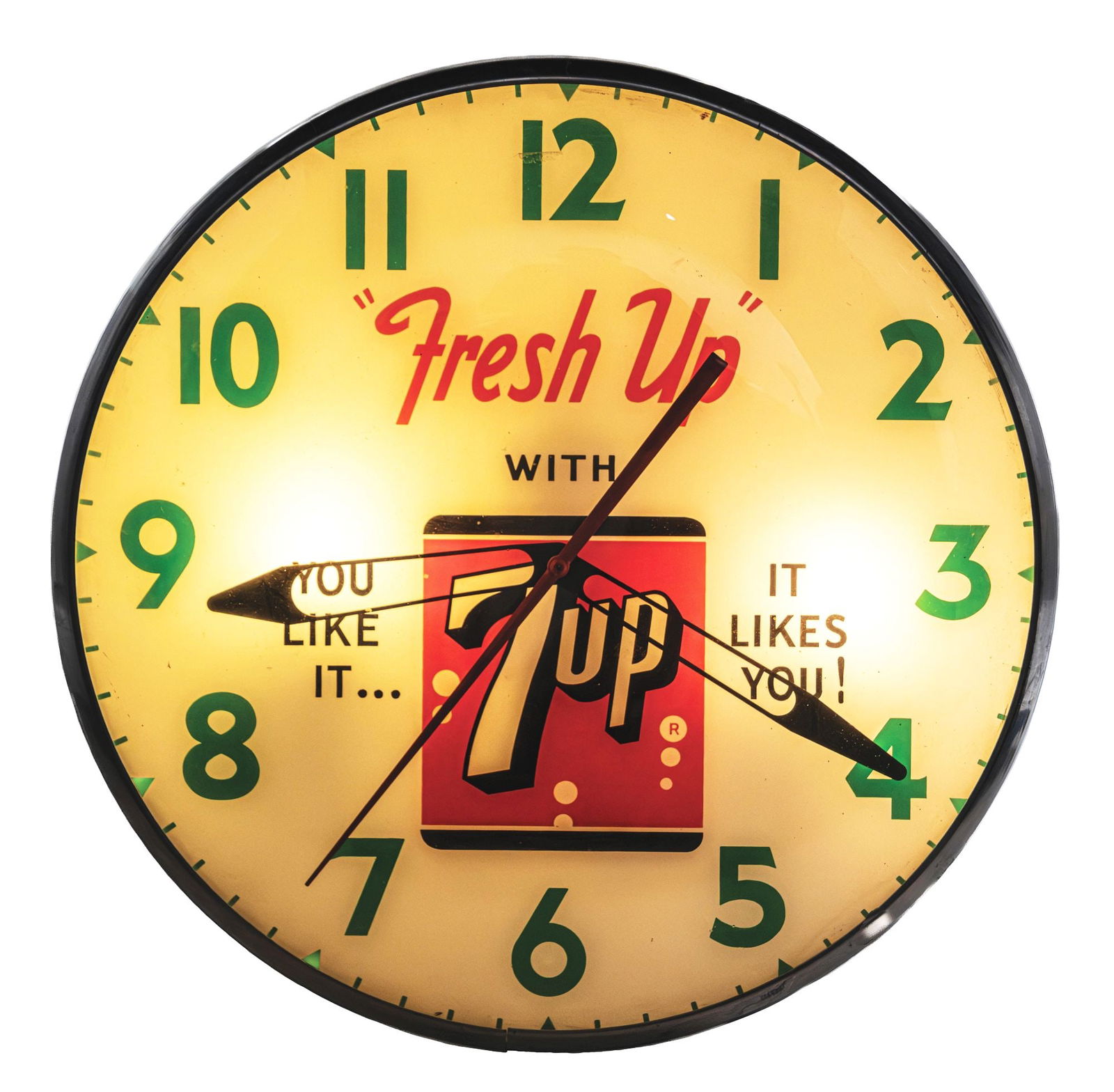 FRESH UP WITH 7UP LIGHTED CLOCK (1 of 3)