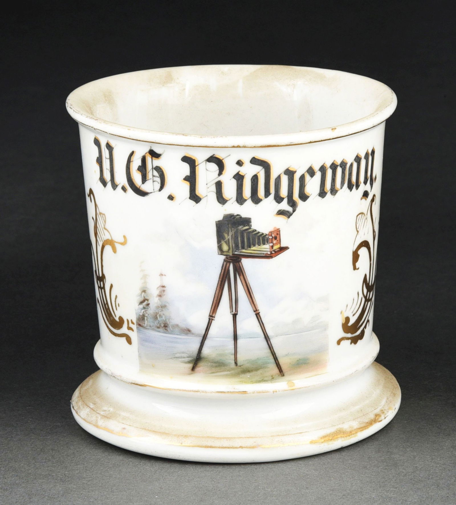 CAMERA WITH TRIPOD SHAVING MUG (1 of 5)