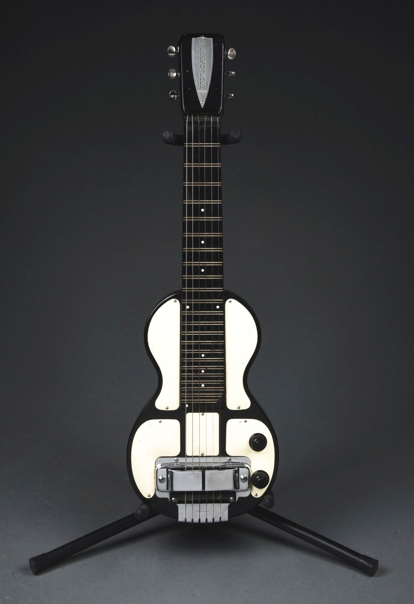 1949 RICKENBACKER ELECTRO BD LAP STEEL GUITAR WITH CASE (1 of 7)