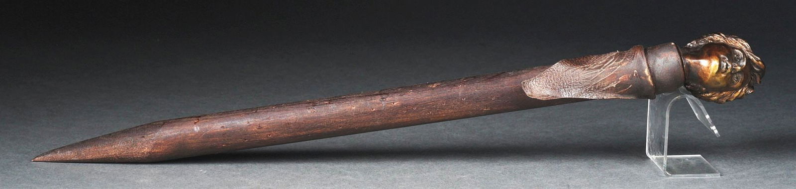 VAMPIRE KILLING WOODEN DAGGER (1 of 3)