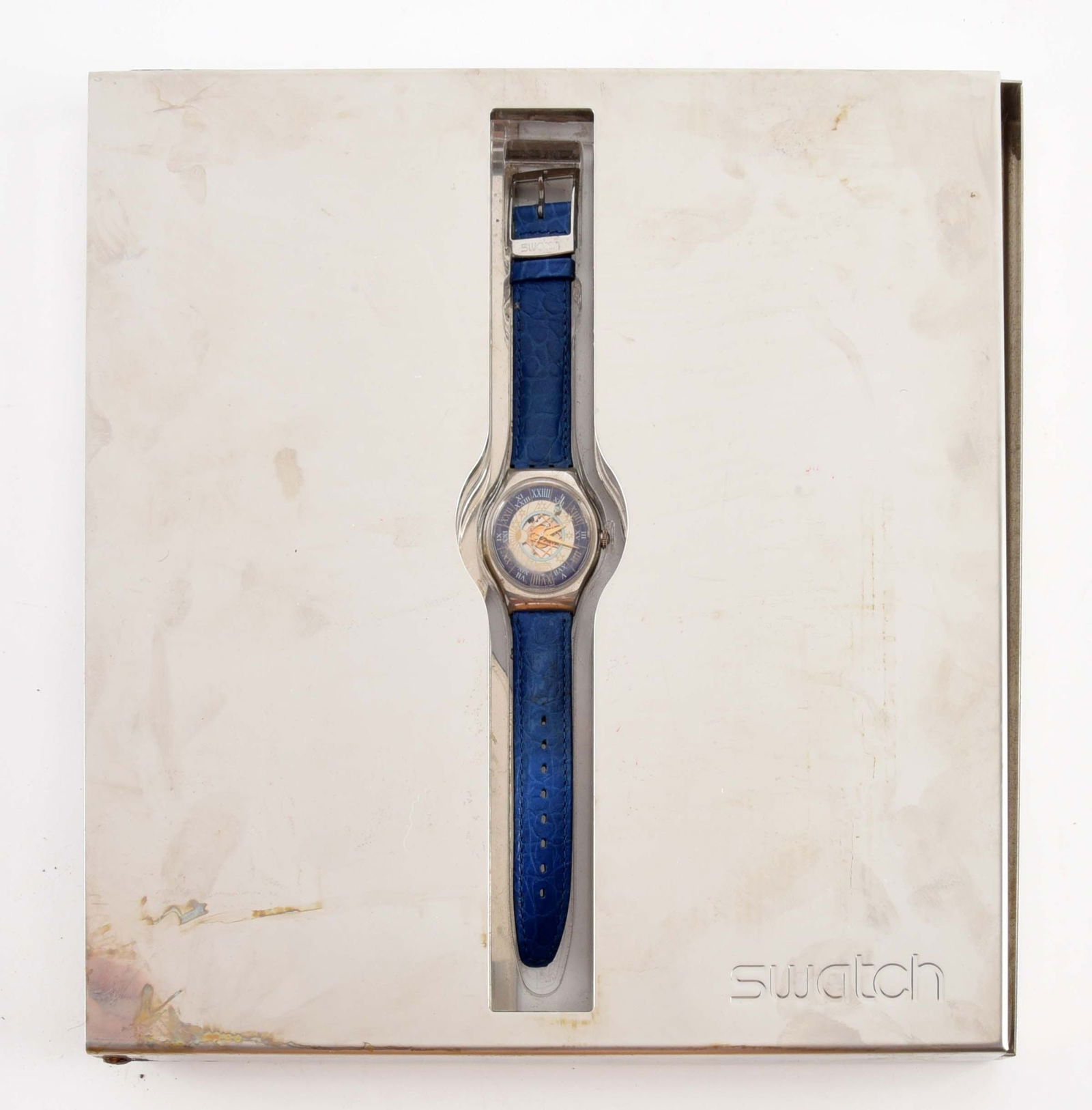 TRESOR MAGIQUE SWATCH (1 of 2)