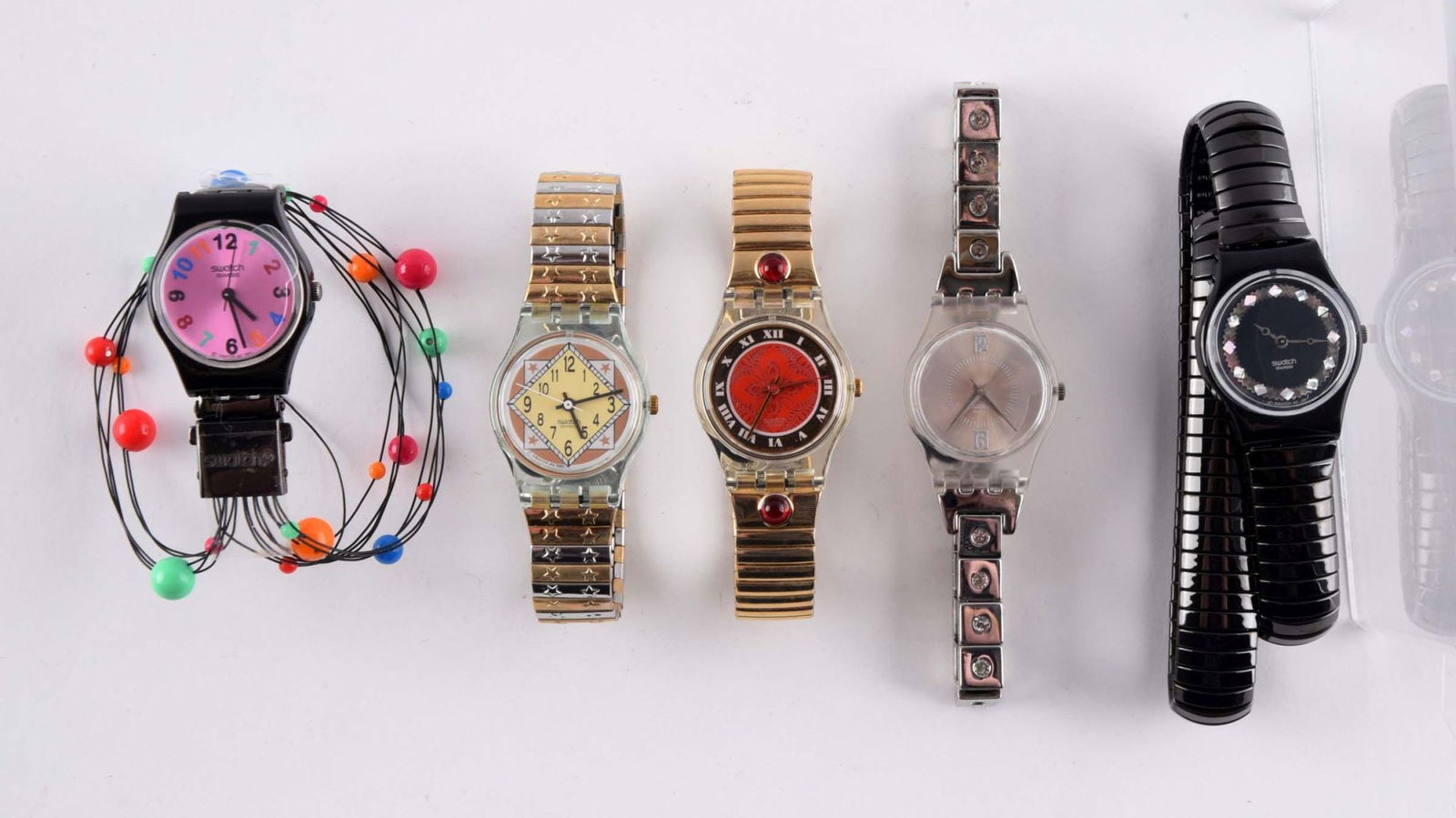 LOT OF 5: LUXURY AND STANDARD LADIES SWATCHES