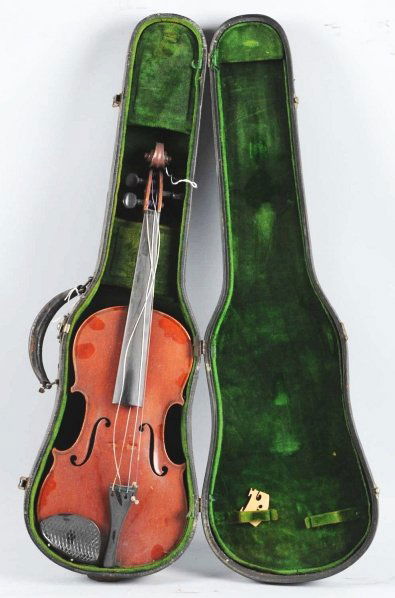 Antique Heinrich Th. Heberlein Jr., Violin.: Beautiful wooden case. Needs to be re-strung. No bow. Condition (Excellent). Size Case: 31 - 1/2" L. ADDITIONAL INFO: Title has been updated to "Antique Heinrich Th. Heberlein Jr., Violin.". Also, vio