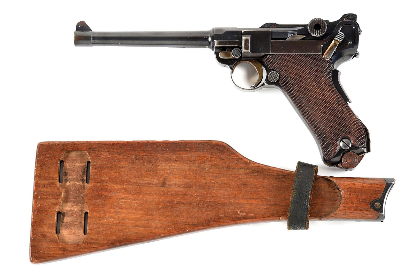 (C) KEIL DOCK YARD 1906 FIRST ISSUE ALTERED NAVY LUGER SEMI AUTOMATIC PISTOL.: “GERMANY”, Crown/M, and full SN on bottom. DWM scroll on center toggle link. 100/200 meter Navy adjustable rear sight. Crown/M proofs on left receiver. “GESICHERT” safety marki