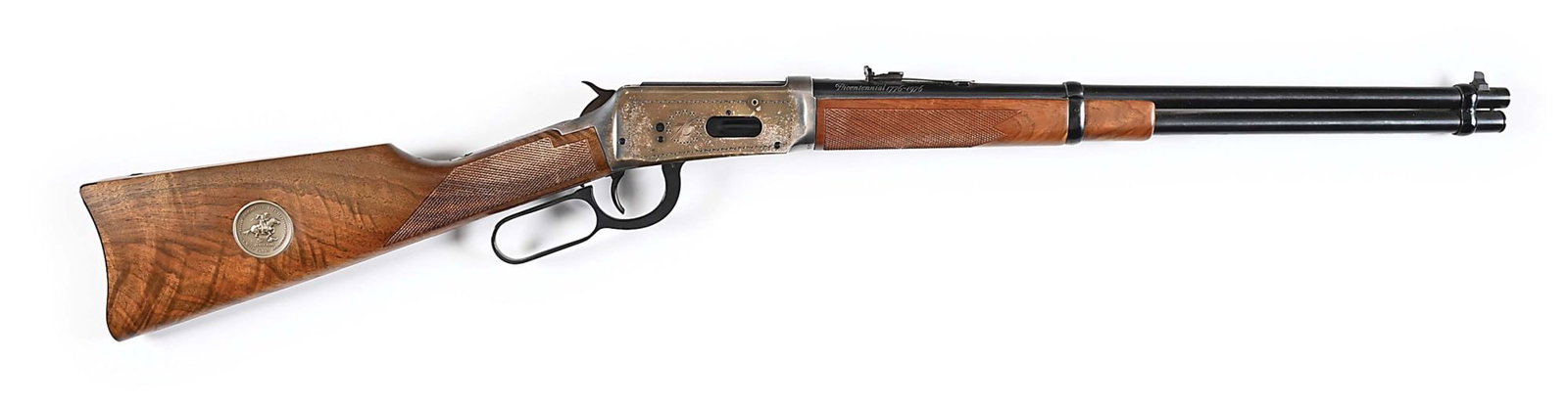 (M) 1976 BICENTENNIAL WINCHESTER MODEL 94 SADDLE RING CARBINE.: 19999 produced for our nation's 200th birthday. Standard Winchester 94 saddle ring carbine with full length loading tube, post front sight, semi-buckhorn rear sight, oil finished checkered walnut stoc