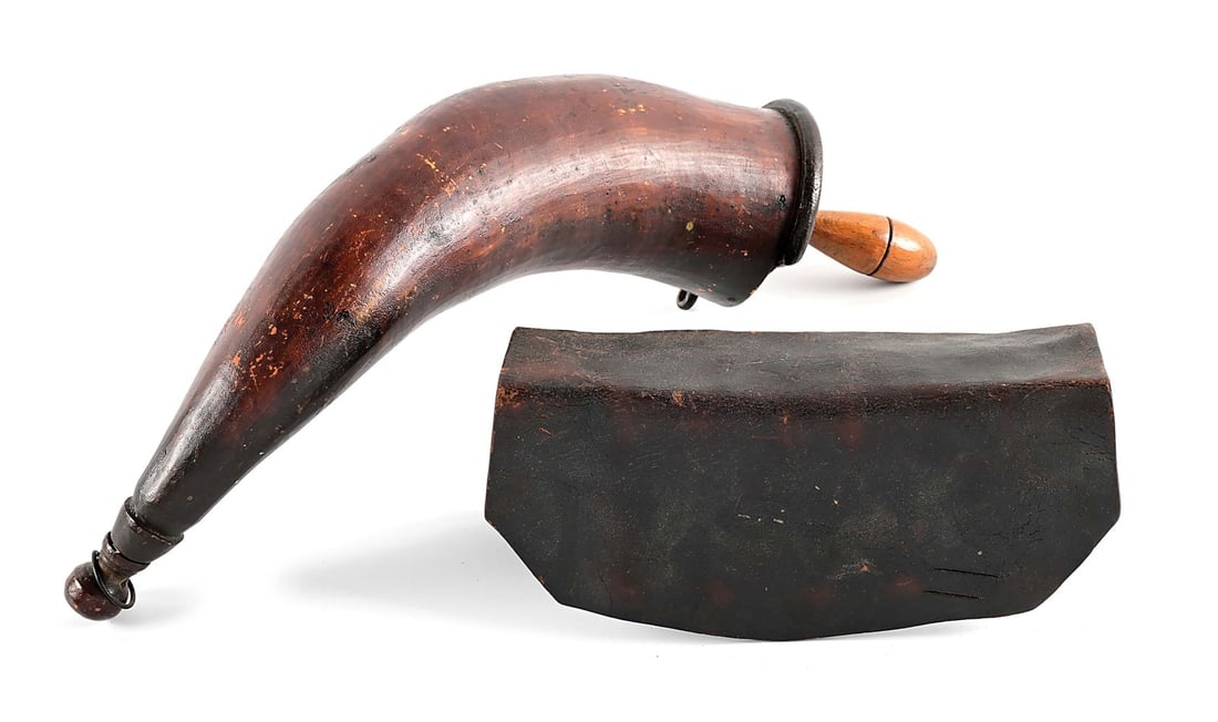 REVOLUTIONARY WAR ERA ARTILLERY HORN WITH SCOTTISH BUTTON AND CARTRIDGE BOX.: Lot consists of (A) Large artillery supply powder horn measuring 13" excluding the elongated screw plug and spout plug. The tapered body has a conical spout section and a wooden plug. Iron ring for st