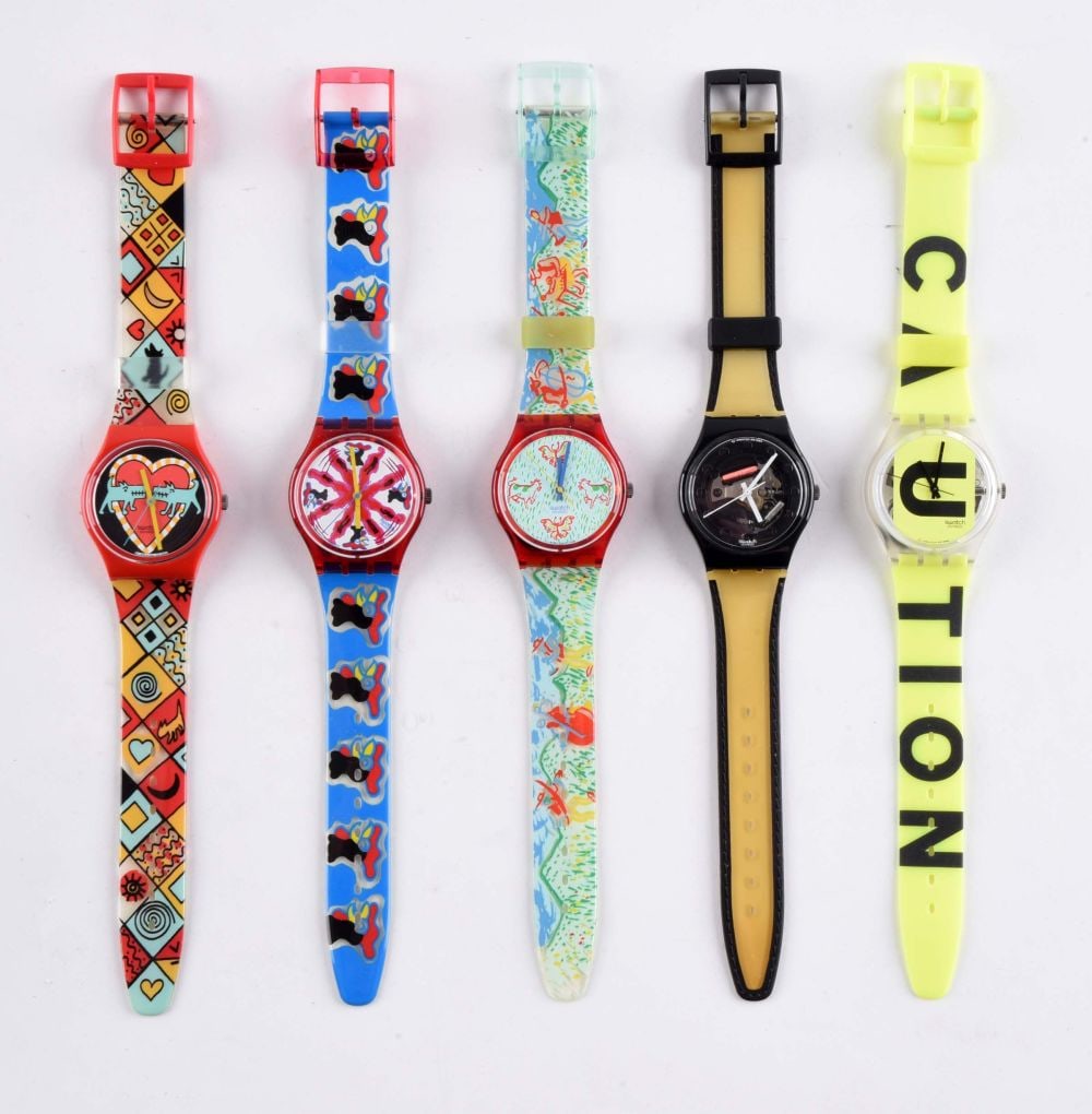LOT OF 5: STANDARD GENTS SWATCHES: (A) GR118 "Bark Bark" Standard Gents Swatch Watch. Designed by Louise Gibb. Issued in 1994. (B) GR112 "Chicchirichi" Standard Gents Swatch Watch. Designed by Massimo Giacon. Issued in 1992. (C) GR120