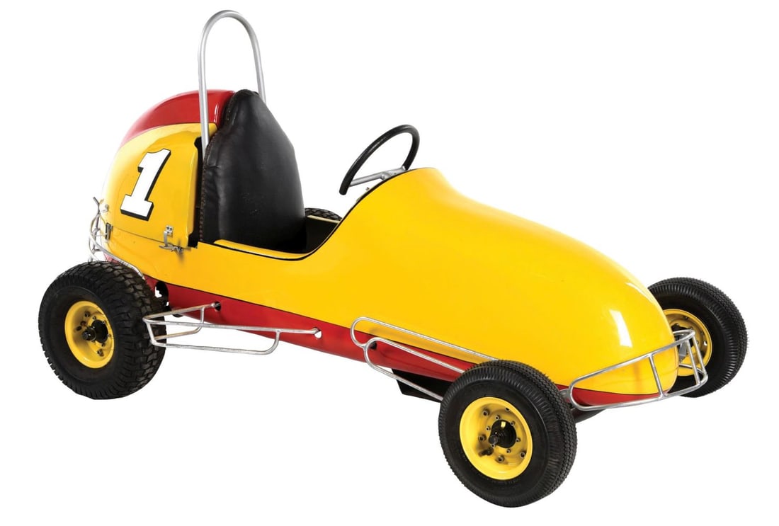 RESTORED CHILDREN'S MIDGET RACE CAR. (1 of 7)