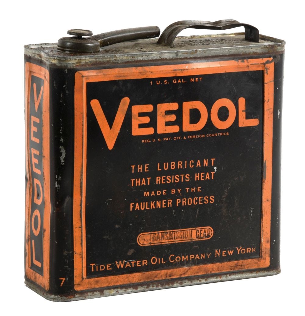 VEEDOL MOTOR OIL ONE GALLON FLAT CAN W/ SAMPLE BOTTLE GRAPHICS. (1 of 5)