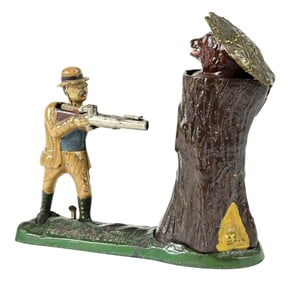 TEDDY AND THE BEAR MECHANICAL BEAR