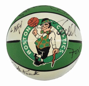 1996 - 1997 BOSTON CELTICS TEAM SIGNED BASKETBALL