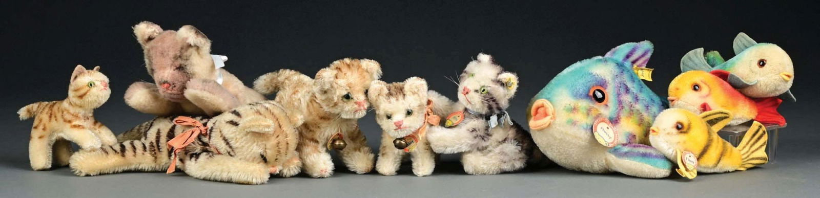 LOT OF 10: STEIFF CAT AND FISH STUFFED ANIMALS (1 of 2)