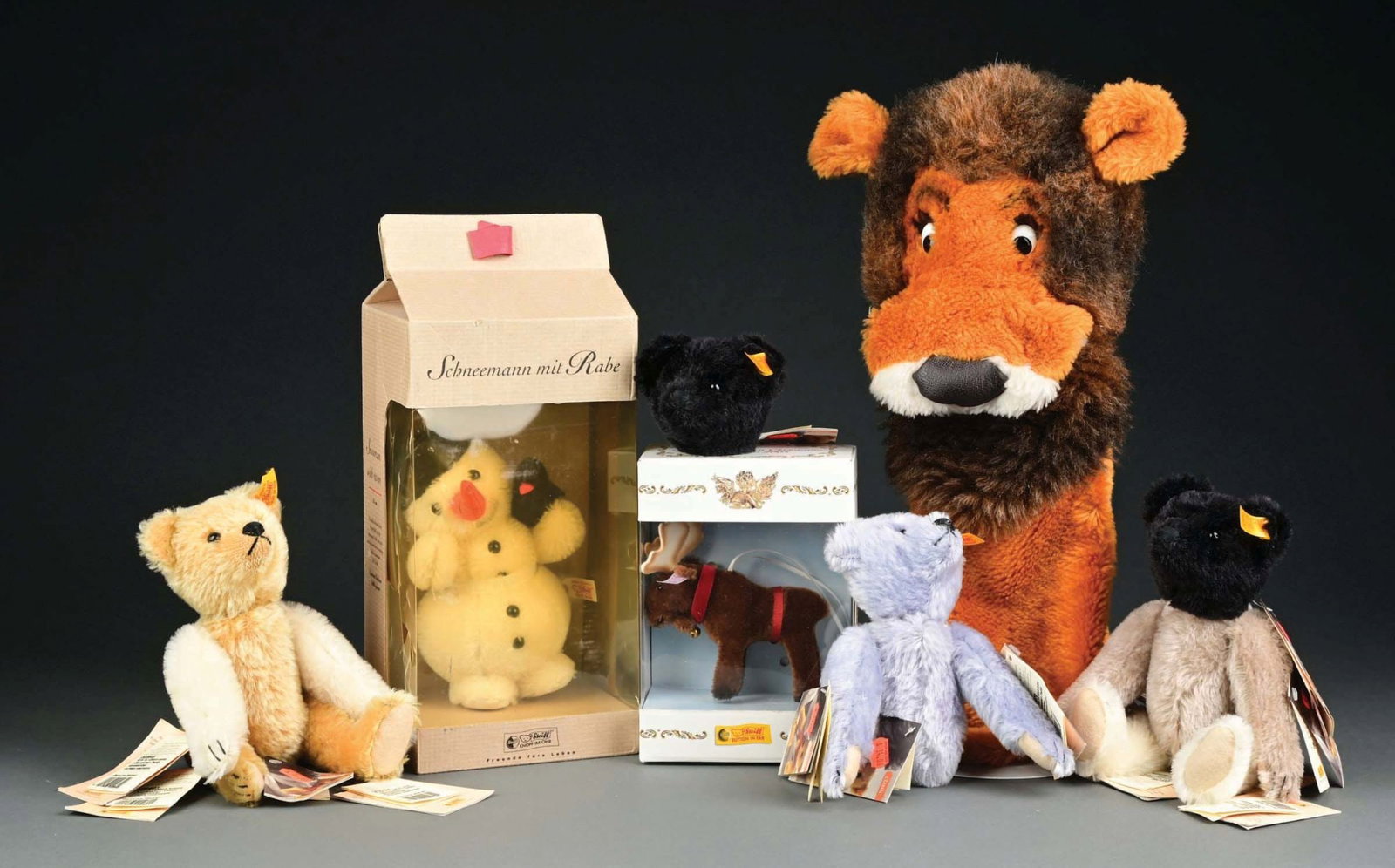 LOT OF 7: VARIOUS STEIFF AND OTHER STUFFED ANIMALS (1 of 2)