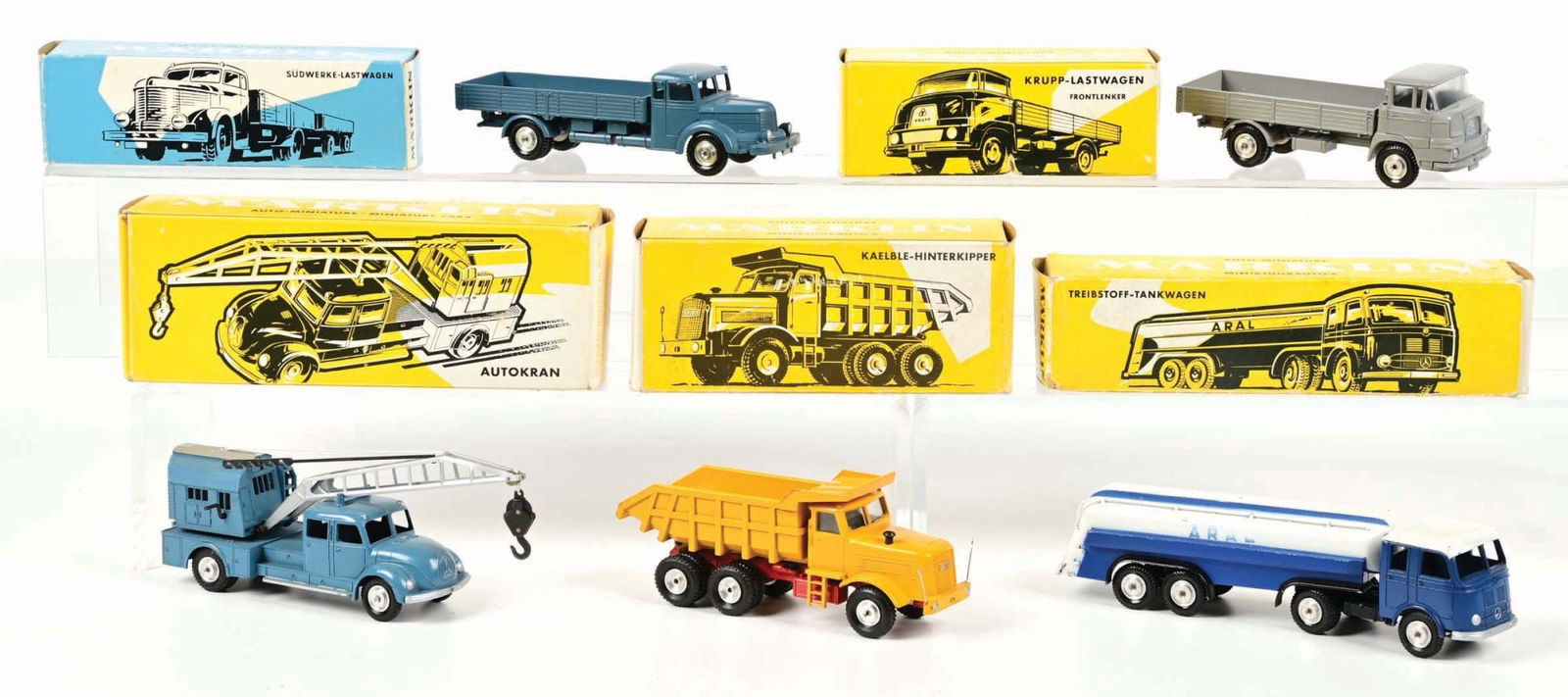 LOT OF 5: 1950S GERMAN MARKLIN DIE-CAST VEHICLE TOYS (1 of 2)