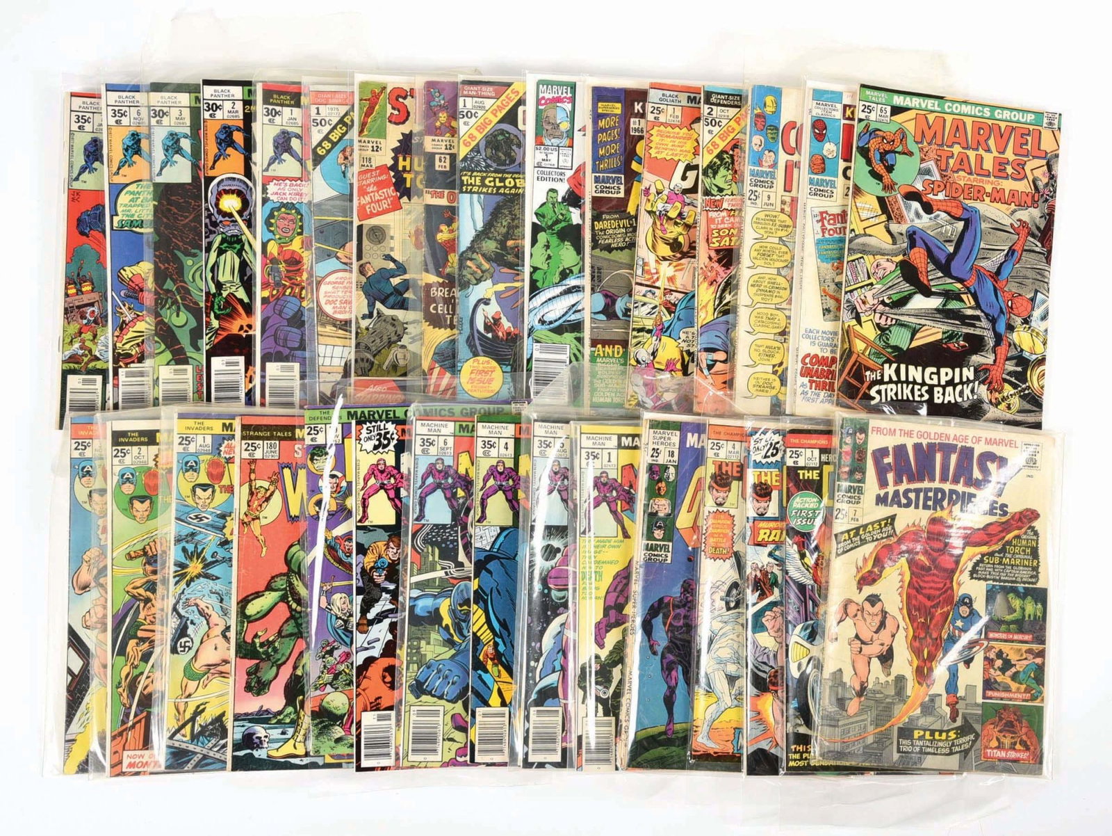 LOT OF OVER 30 VARIOUS COMIC BOOKS (1 of 1)