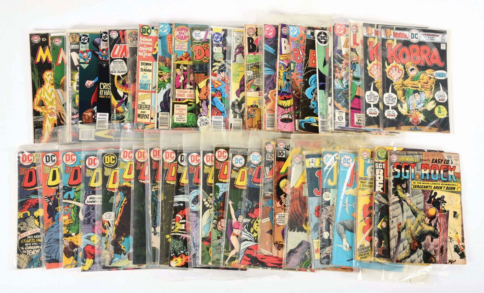 LOT OF APPROX. 50 VARIOUS COMIC BOOKS (1 of 1)