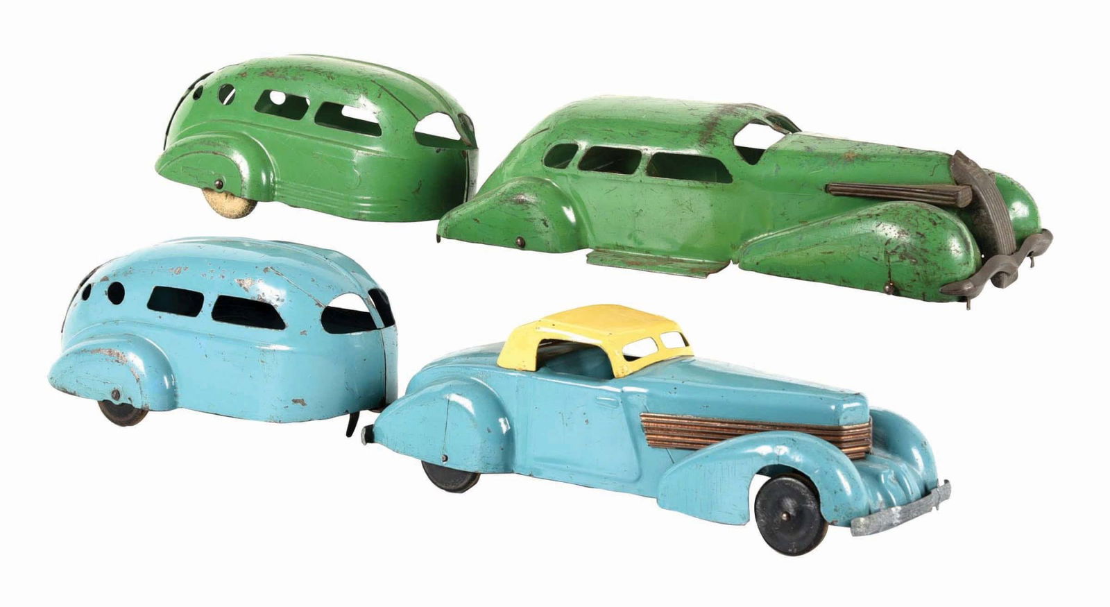 LOT OF 2: PRESSED STEEL WYANDOTTE AUTOMOBILES PULLING AIRSTREAM TRAILERS (1 of 3)