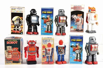 LOT OF 6: VARIOUS MADE IN HONG KONG PLASTIC TOY ROBOTS IN ORIGINAL BOXES