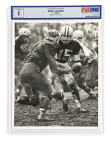 ORIGINAL TYPE I QUARTERBACK BART STARR 1960S PHOTOGRAPH