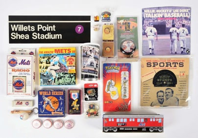 LOT OF 11: NY METS MEMORABILIA AND SUBWAY SIGN