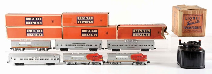 LIONEL POST-WAR SANTA FE LINES PASSENGER SET & KW TRANSFORMER