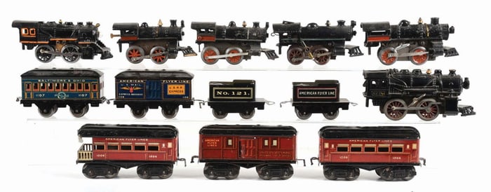 LOT OF 13: AMERICAN FLYER CAST IRON STEAM LOCOMOTIVE, TENDERS & PASSENGER CARS