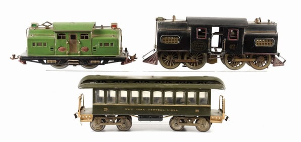 LOT OF 3: NEW YORK CENTRAL LINES ENGINE & CARS