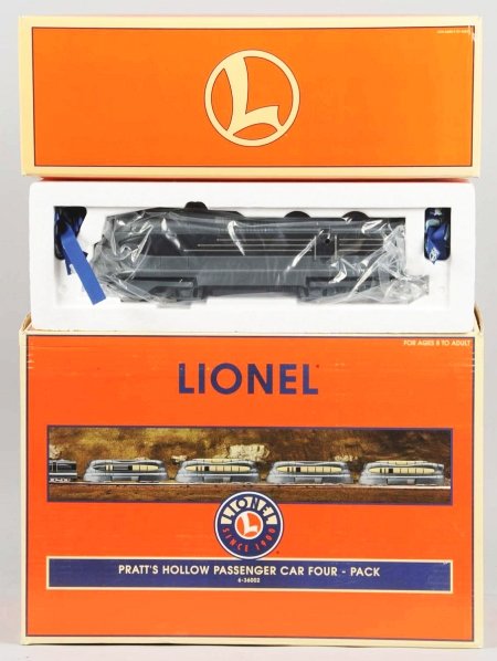 Lionel Gray Phantom Passenger Train Set.: Contemporary. Includes Phantom II engine along with four passenger cars. Set is very attractive and appears to be in unused condition. Includes original box marked "Pratt's Hollow Passenger Four-Pack 