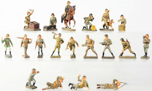 Lineol 7.5cm Large Lot of Danes in Action.: Group of 19 figures containing mostly Danes. Antenna missing from Radioman. Some cracks and wear. Condition (Very Good - Excellent).