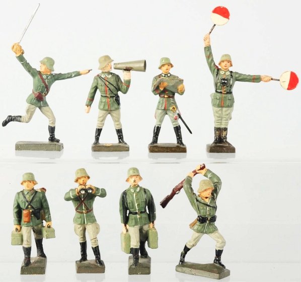 Lineol 7-7.5cm German Army Soldiers.: Includes eight different figures. Light play wear. Condition (Very Good).