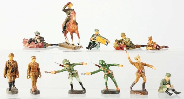 Lot of Elastolin Mixed Soldiers.: Unusual uniforms on a few of these. One observer is embellished. SA man and camp figures are also included (one is Lineol). Horse has a broken leg. Condition (Good - Very Good).