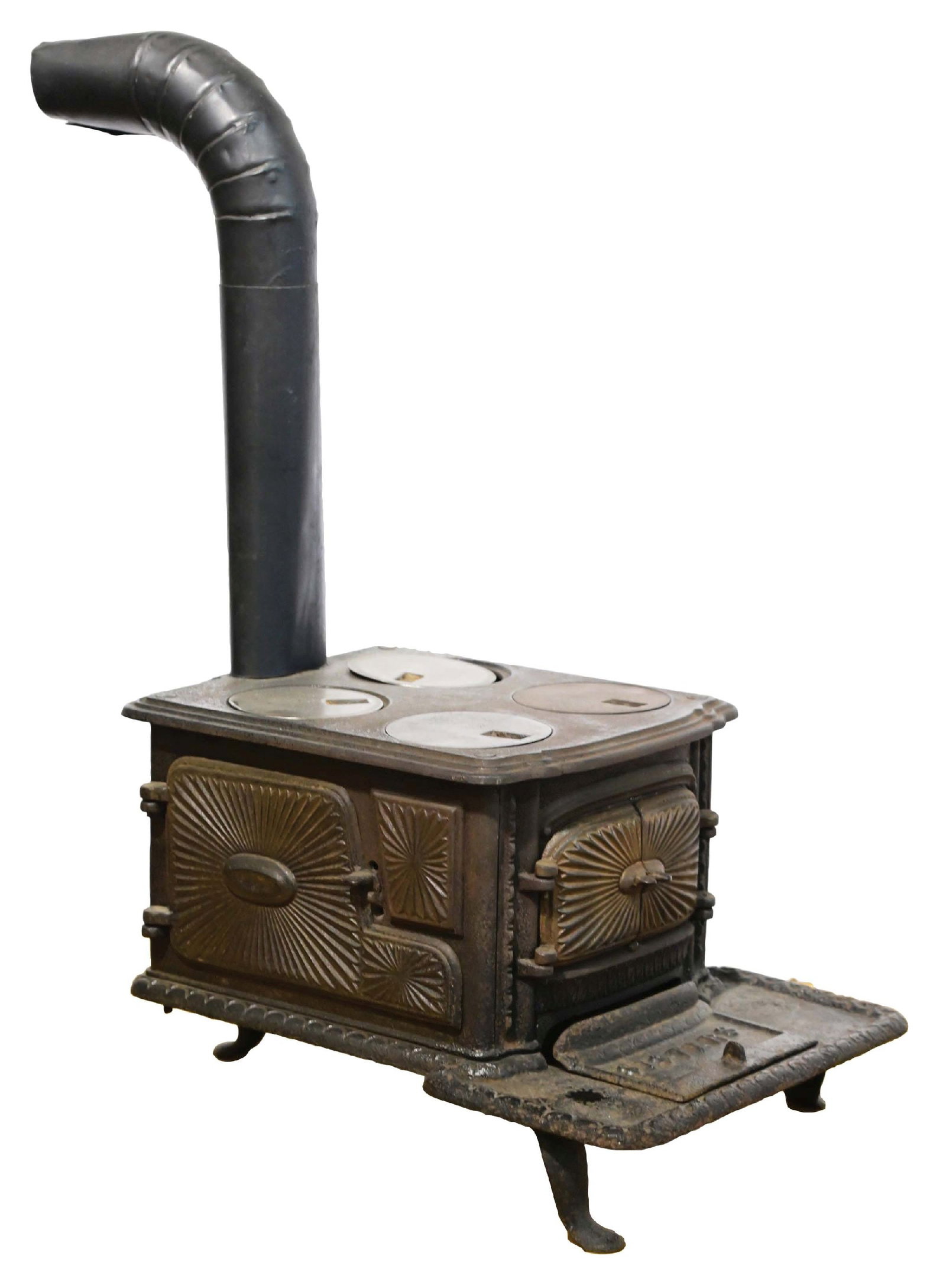 SISTERS CAST IRON TOY STOVE: CONDITION: In original cast iron finish with some slight surface rust, complete with all the burner covers. No chips, cracks, or repairs. This lot is located in St. Louis, Missouri. Third-party shippi