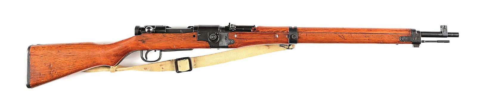 (C) OUTSTANDING NAGOYA TYPE 2 PARATROOPER BOLT ACTION RIFLE.: Production of the Type 2 paratrooper rifle began in 1943 featuring a simplified central takedown system. This pristine example remains in standard configuration with full blued finish, protected blade