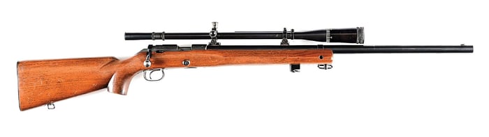 (C ) WINCHESTER MODEL 52 BOLT ACTION TARGET RIFLE (1948).