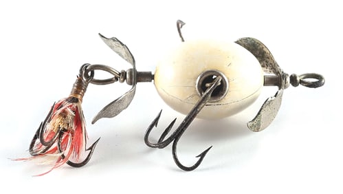 SHAKESPEARE WHIRLWIND SPINNER IN WHITE