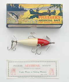 PRISTINE PFLUEGER NEVERFAIL MINNOW IN BLUE BORDER BOX