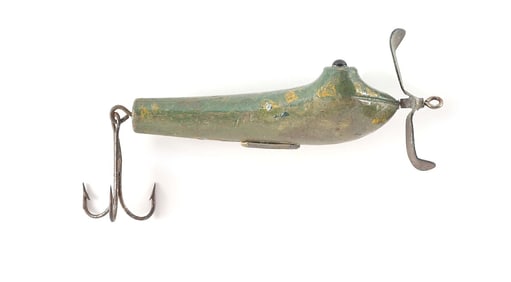 SPEER FROG LURE GREEN WITH YELLOW MOTTLED BACK