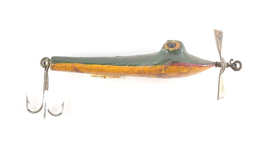 SPEER FROG LURE IN GREEN BACK WITH YELLOW BELLY