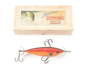 HEDDON 700 SWAYBELLY MUSKY MINNOW IN RAINBOW WITH BOX
