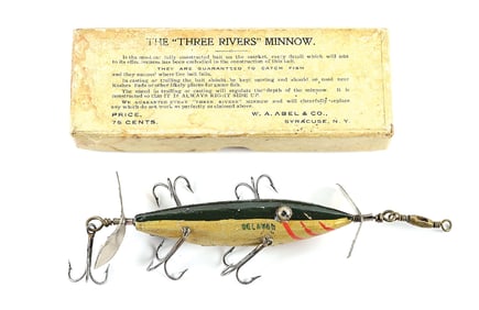 THREE RIVERS WOODEN MINNOW IN BOX