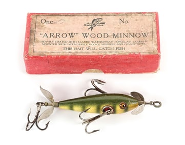 E.A. PFLUEGER ARROW WOOD MINNOW WITH RED WASHERS