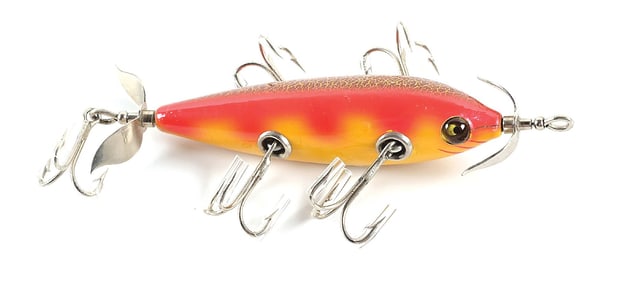 HEDDON 157 DOWAGIAC UNDERWATER MINNOW IN SIENNA WITH RED BARS