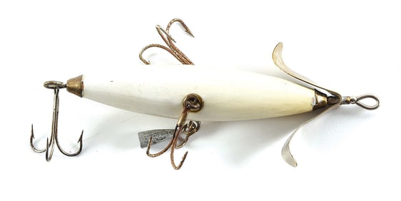 CONTEMPORARY HEDDON-STYLE UNDERWATER EXPERT