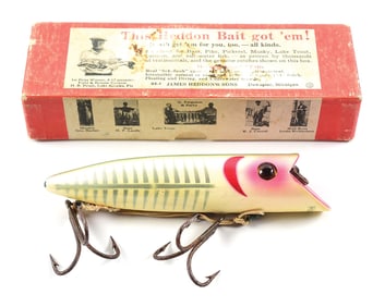 HEDDON 8569PLXR KING BASSER IN PEARL SHORE MINNOW IN CORRECT BRUSH BOX