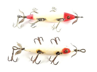 PAIR OF RED AND WHITE HEDDON 150 DOWAGIAC UNDERWATER MINNOWS