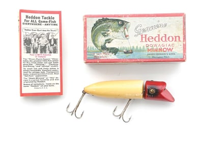 HEDDON 8302 ZIG WAG IN RED HEAD WHITE BODY WITH BOX