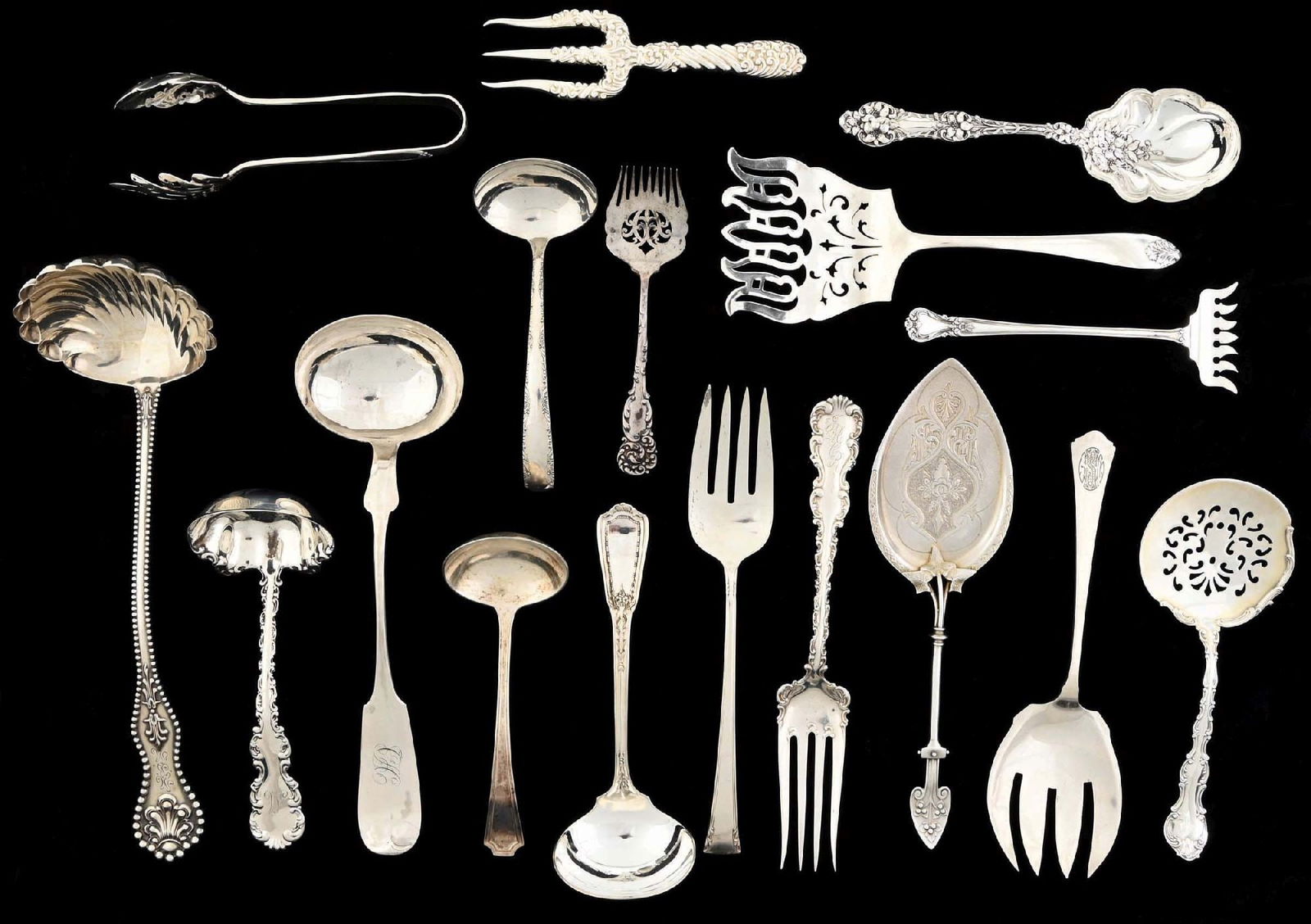 A GROUP OF AMERICAN STERLING FLATWARE (1 of 4)