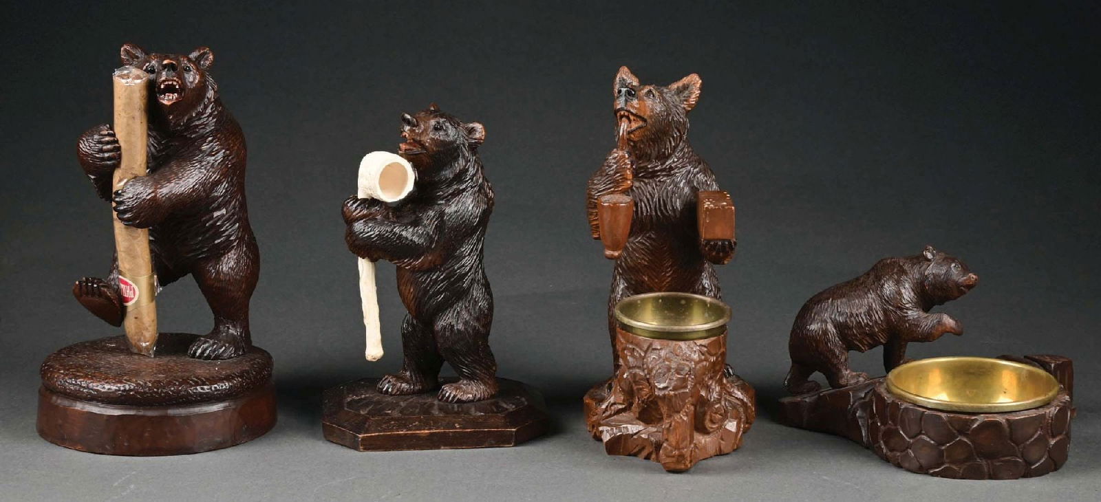 LOT OF 4: BLACK FOREST BEAR PIPE HOLDERS (1 of 4)