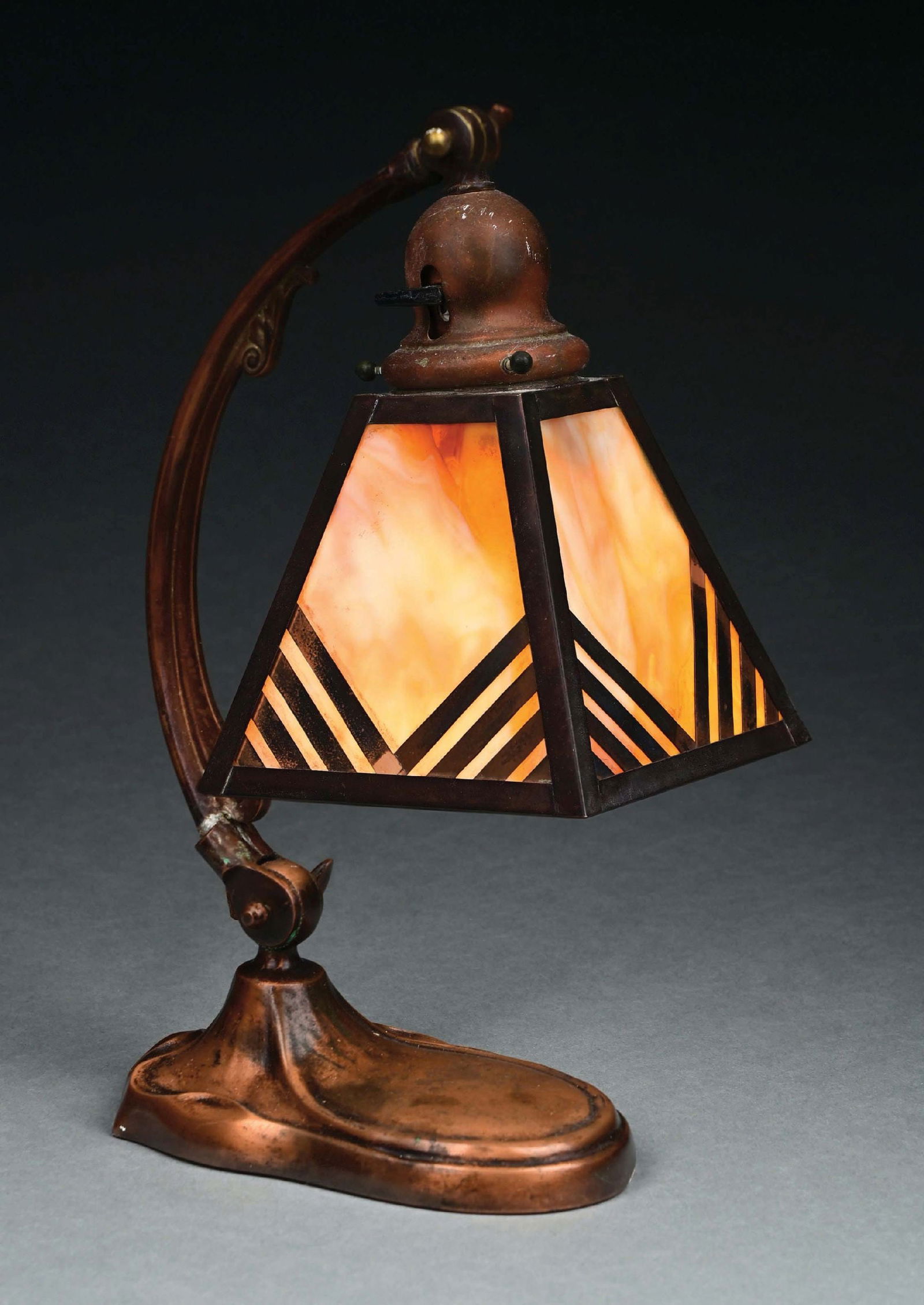HANDEL ART DECO SLAG GLASS DESK LAMP (1 of 8)