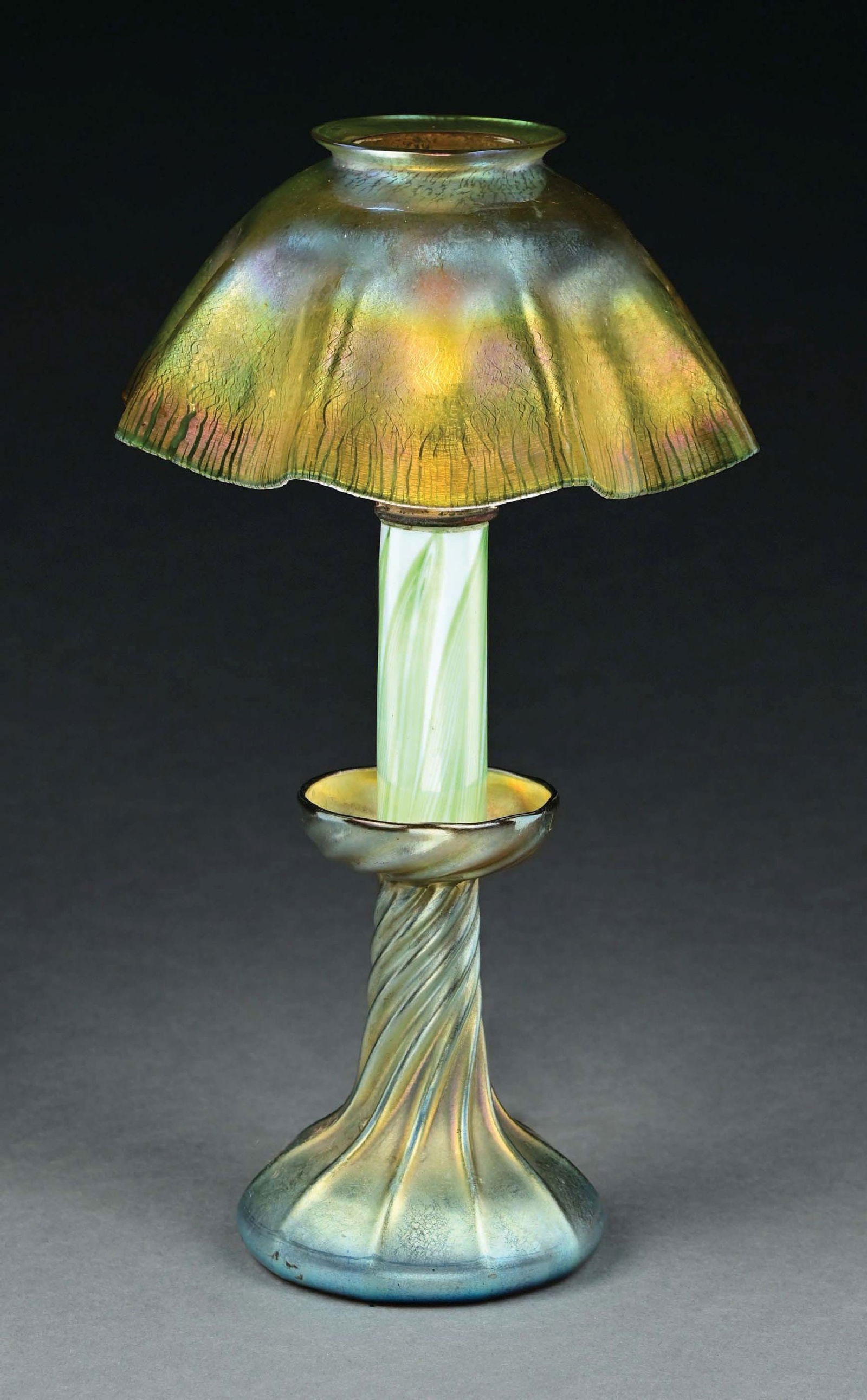 TIFFANY STUDIOS CANDLE LAMP (1 of 9)